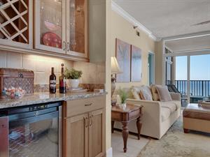Wet Bar in Beach Front Condominium