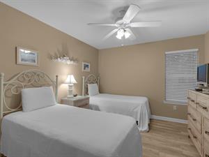 2 twins in guest Bedroom