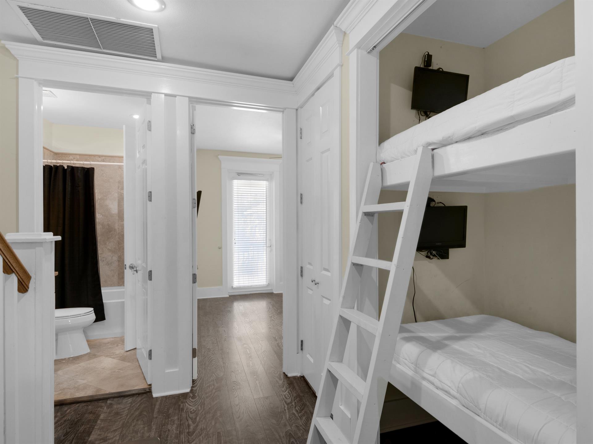 2nd floor bunk area off hallway