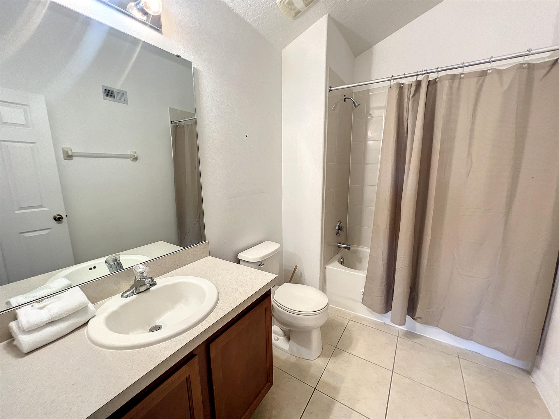 Bathroom 2 in upstairs suite