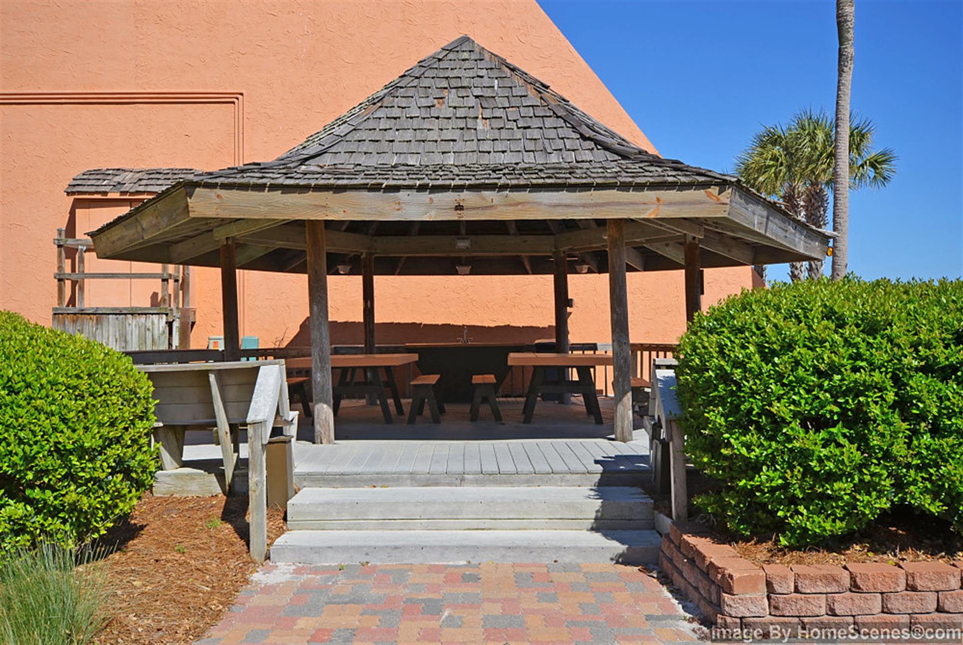 Community Grill Area