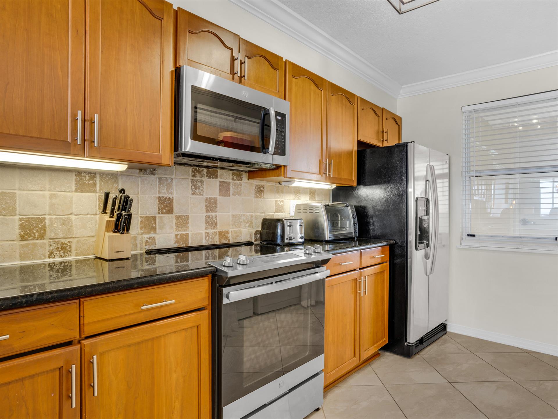 Fully Stocked Kitchen