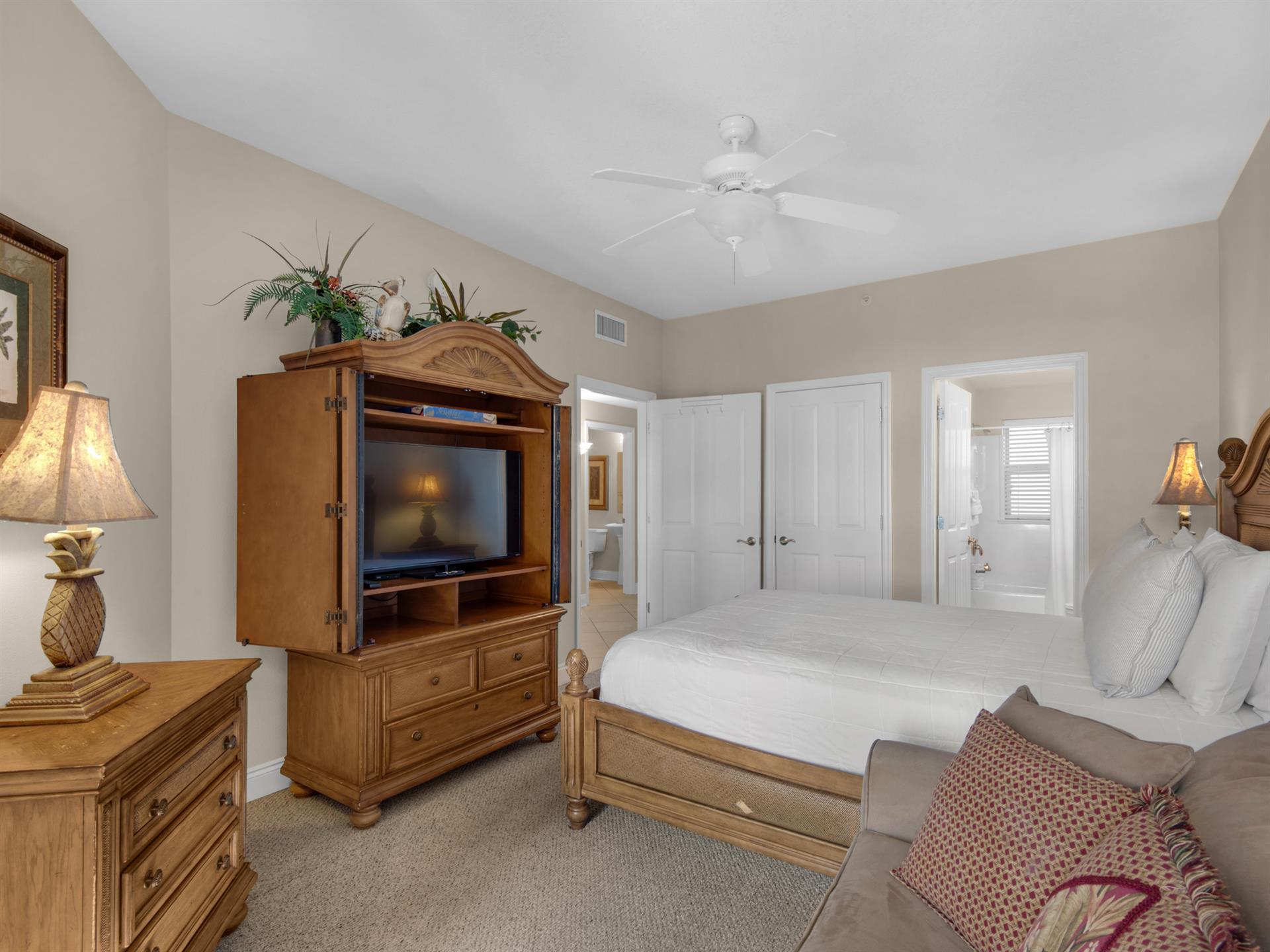 Guest Bedroom with TV