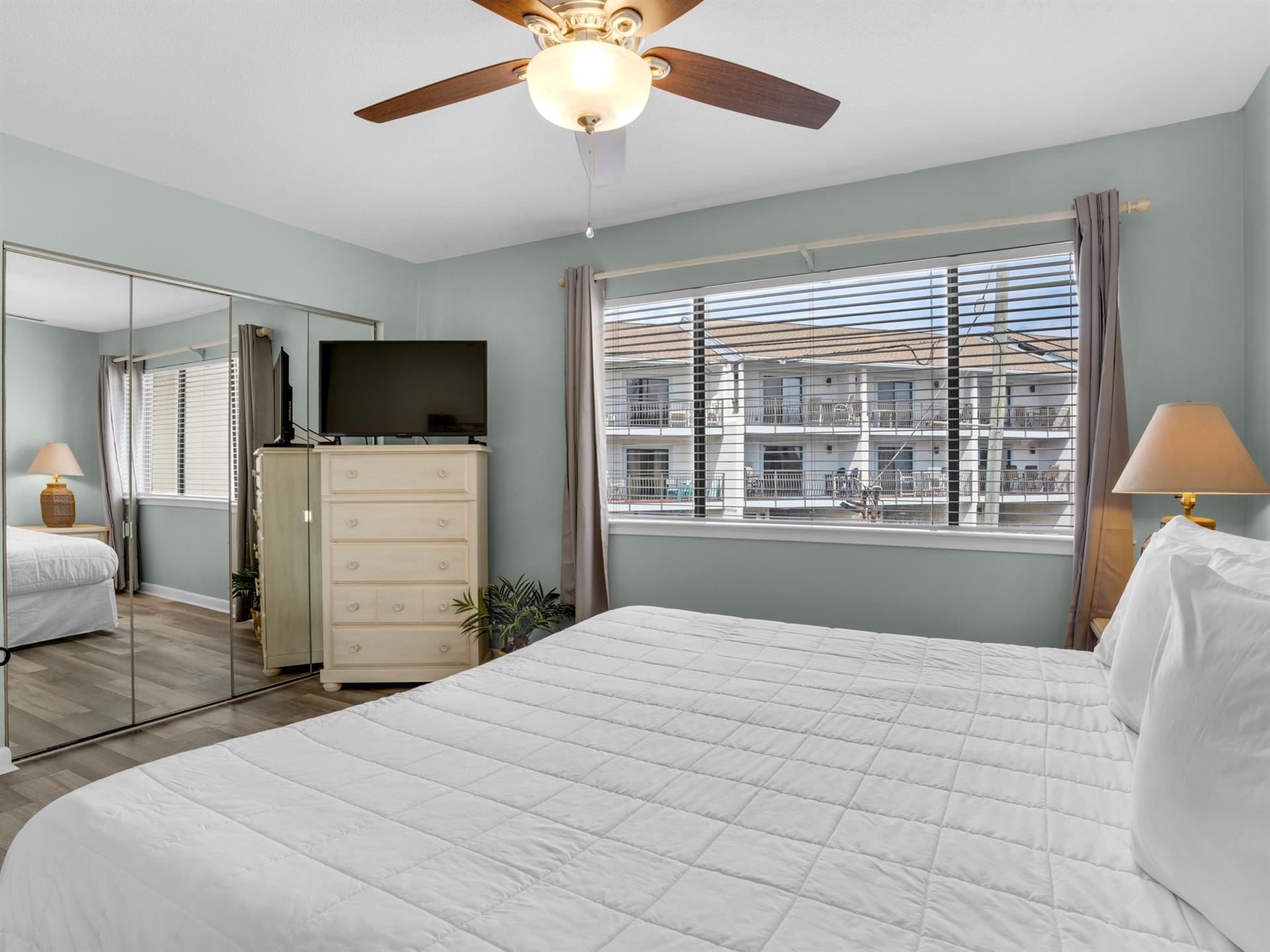 2nd Floor Primary with Flatscreen TV