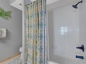 Shower Tub Combo in Guest Bath