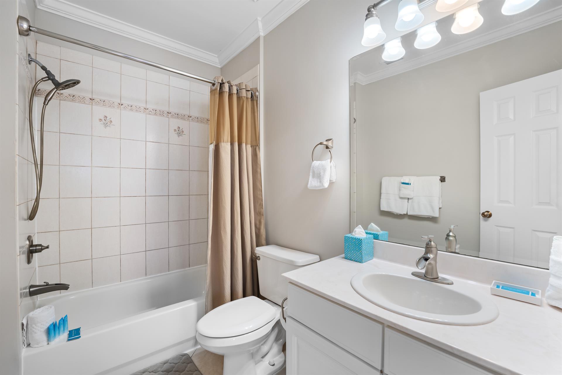 Guest Bathroom off King Guest Bedroom