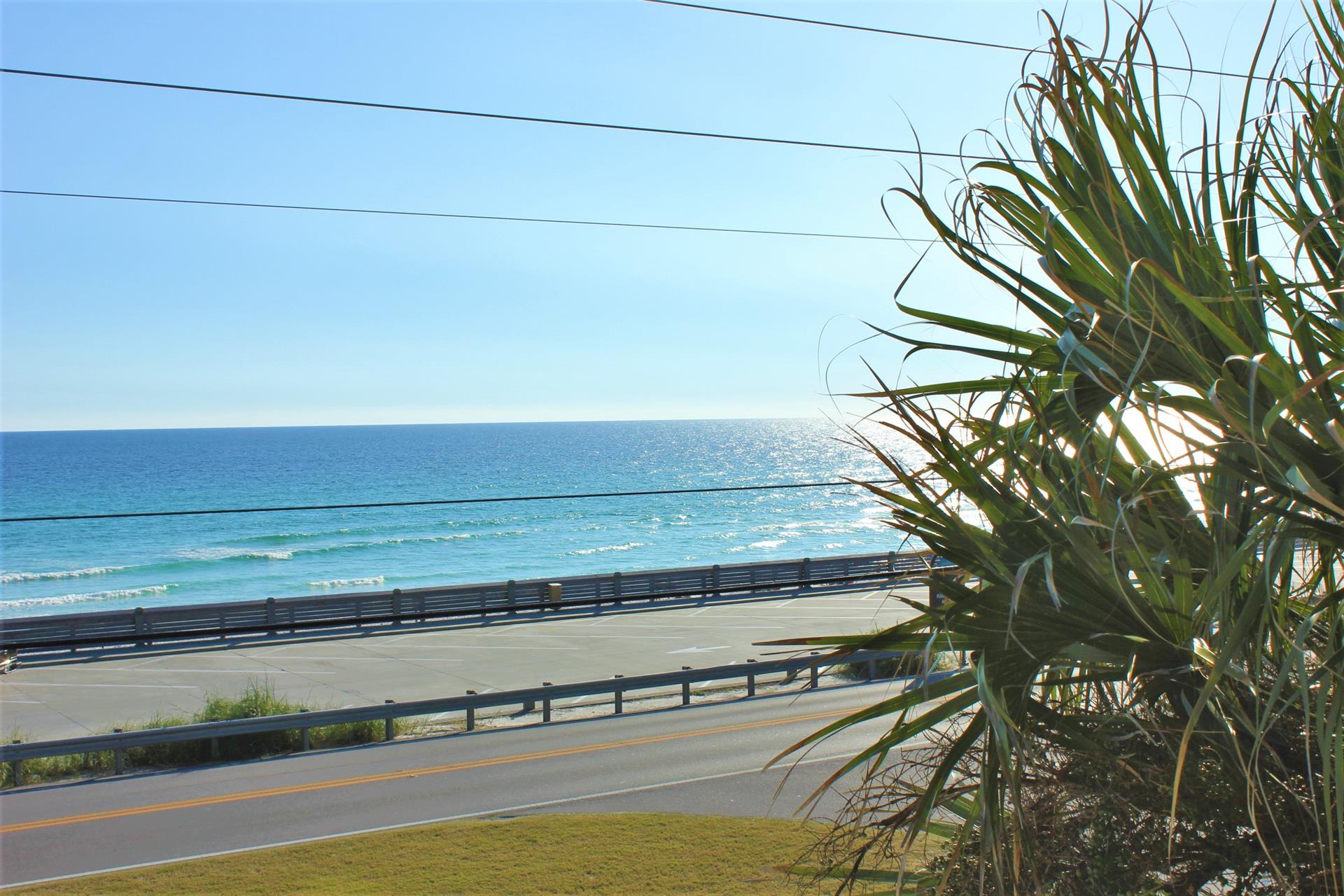 Public beach access across the street