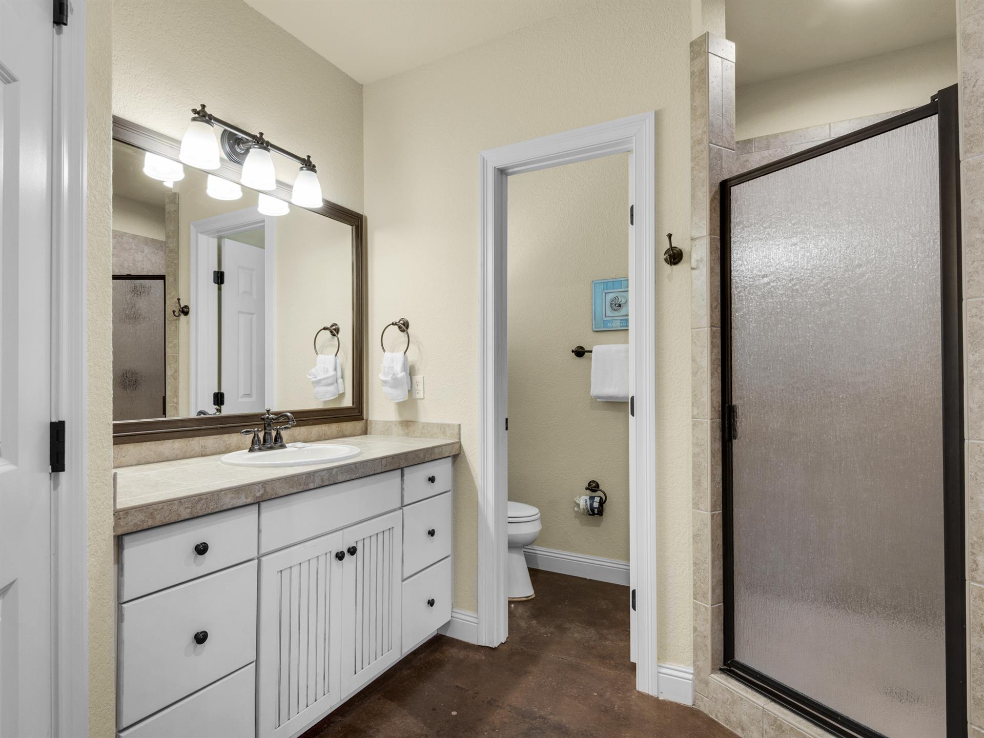 1st Floor Bathroom 2