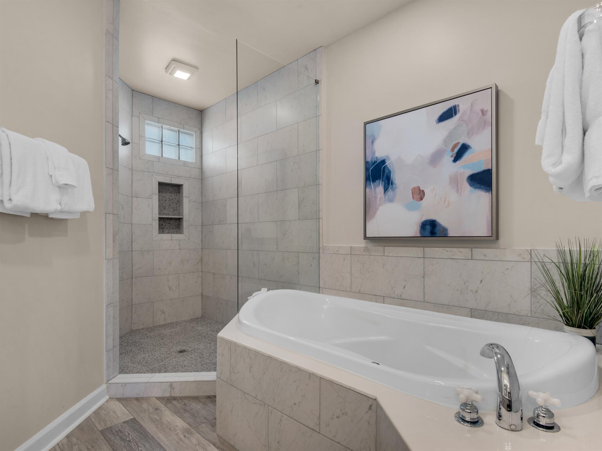 Jacuzzi Tub Primary Bath