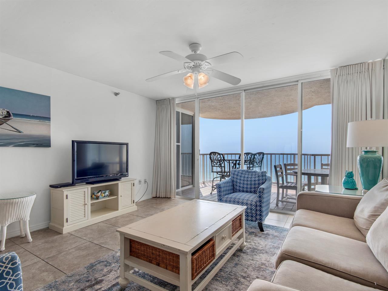 Flat screen TV in Living area