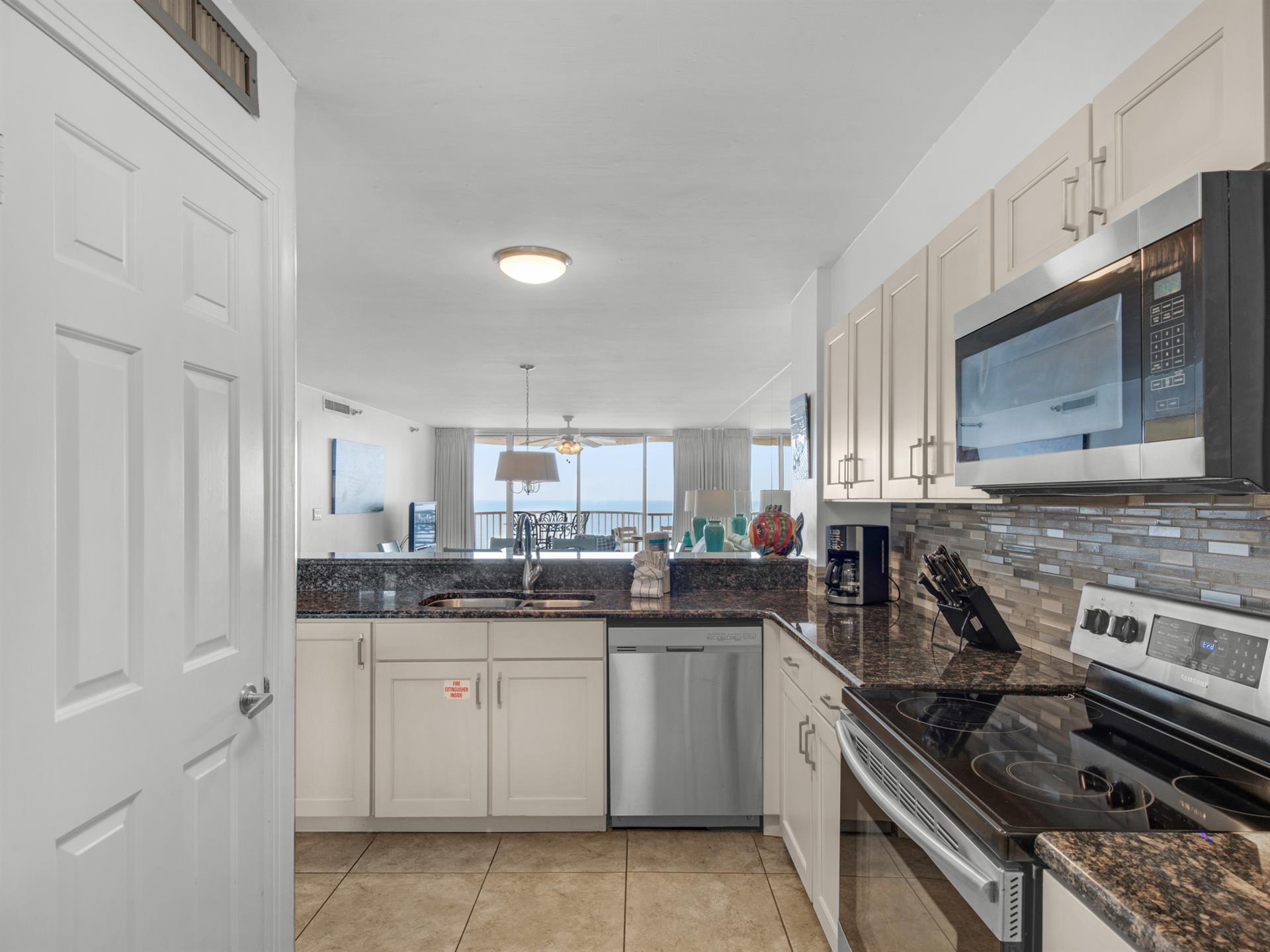 Granite Cabinets and Countertops