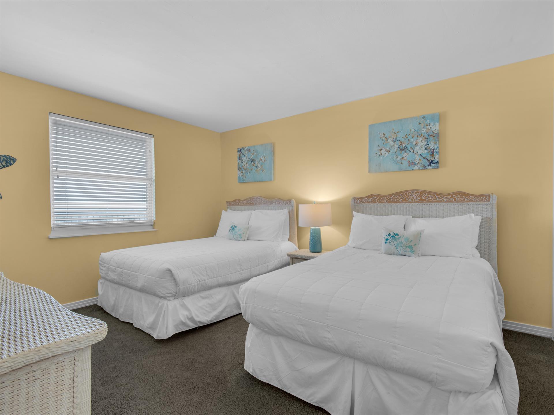 Guest Bedroom with 2 Double Beds