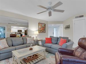 Plenty of Seating in Living Area