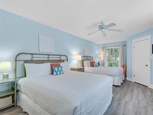 King and Queen Beds in Priamry Bedroom