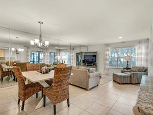 Dining AreaLiving Area