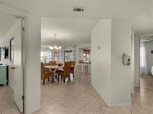 Entryway to Cottage 198