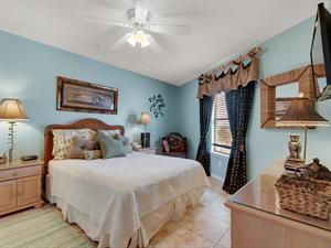 Guest Bedroom with Queen Bed
