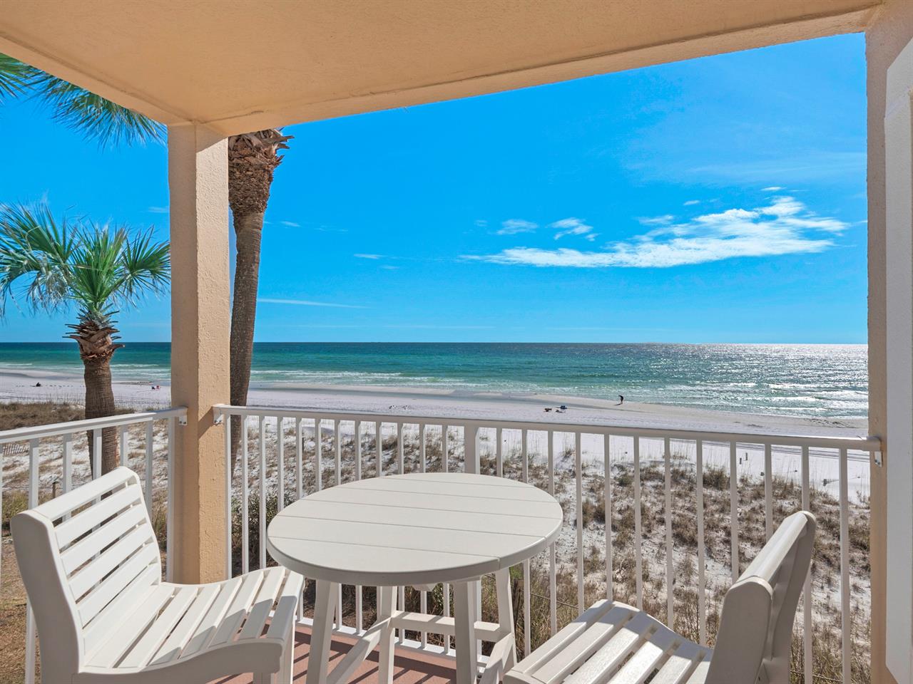 Welcome to Emerald Dunes 201