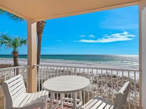 Welcome to Emerald Dunes 201